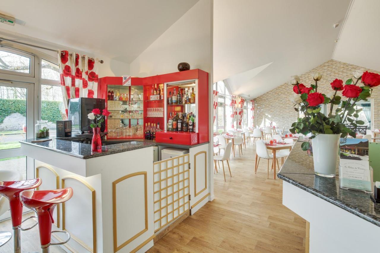 Le Relais De Voisins Hotel Bagian luar foto