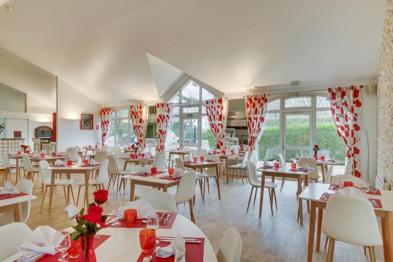 Le Relais De Voisins Hotel Bagian luar foto