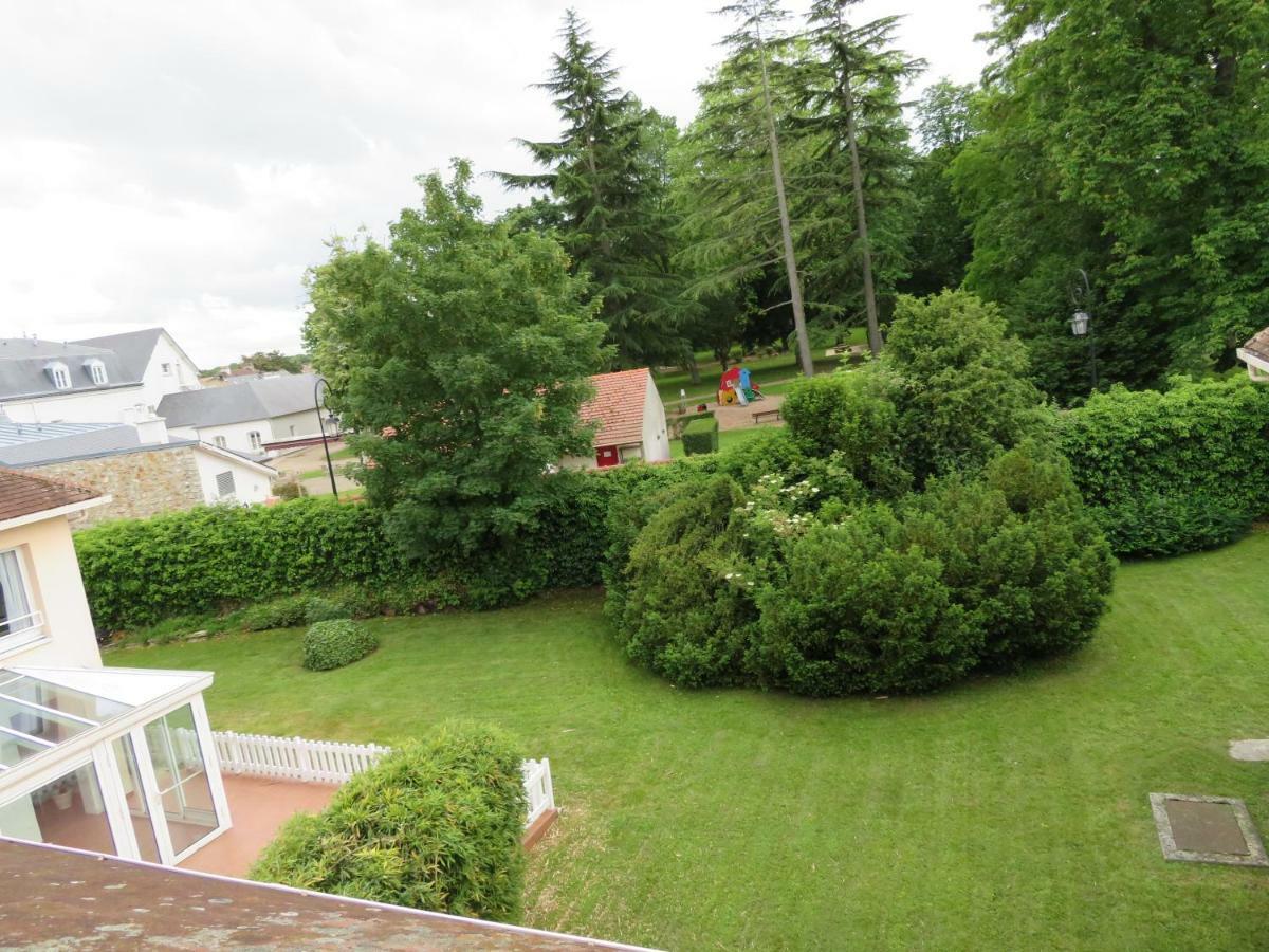 Le Relais De Voisins Hotel Bagian luar foto